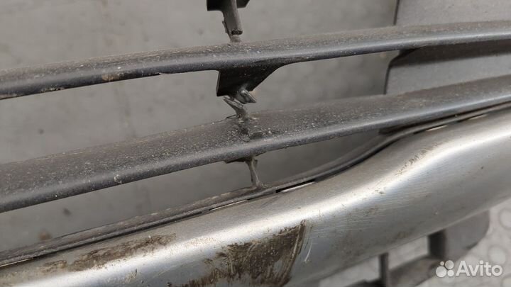 Бампер передний Opel Zafira A