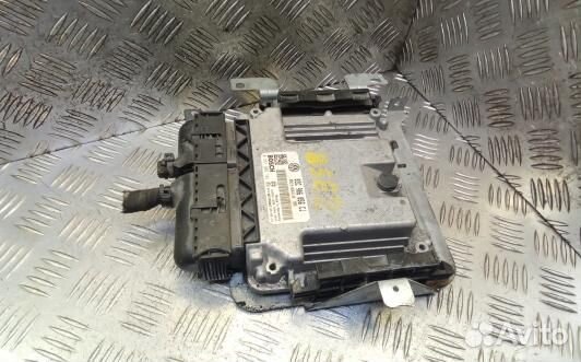 Блок управления двигателем volkswagen touran (1T1