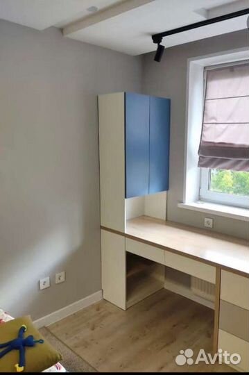 Рабочая зона у окна