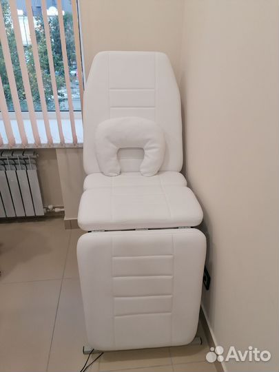 Продам кушетку косметологическую, новую