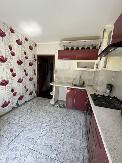 2-к. квартира, 54 м², 1/10 эт.