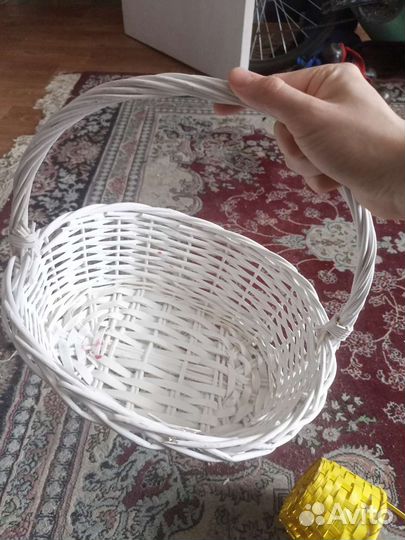 Корзина плетеная