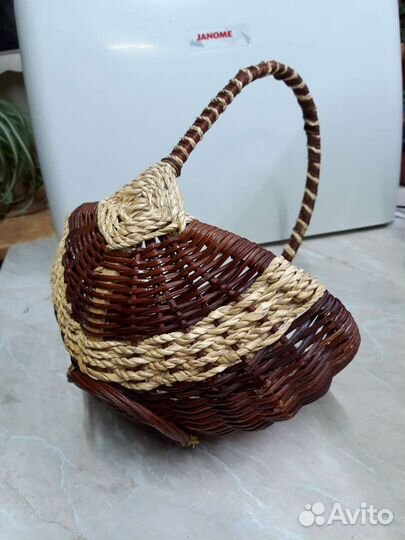 Корзинка пасхальная плетеная