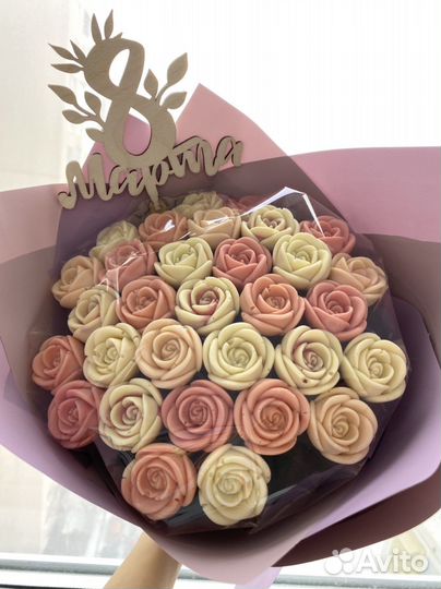 Шоколадные наборы, фигурки, цветы, букеты