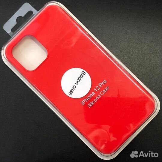 Силиконовый чехол на iPhone 12 / 12 pro красный