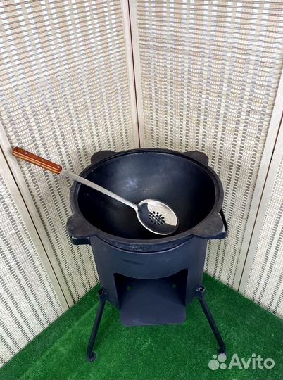 Казан чугунный с печкой