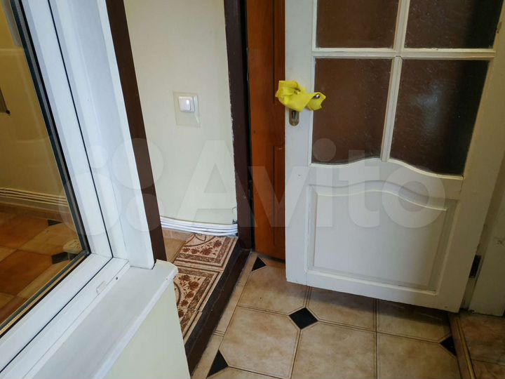 2-к. квартира, 60 м², 2/2 эт.