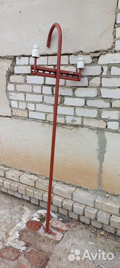 Кронштейн с керамическими изоляторами