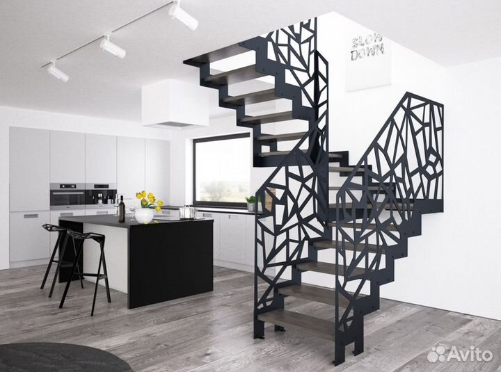 Лестница входная группа