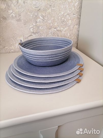 Салфетки для сервировки ручной работы