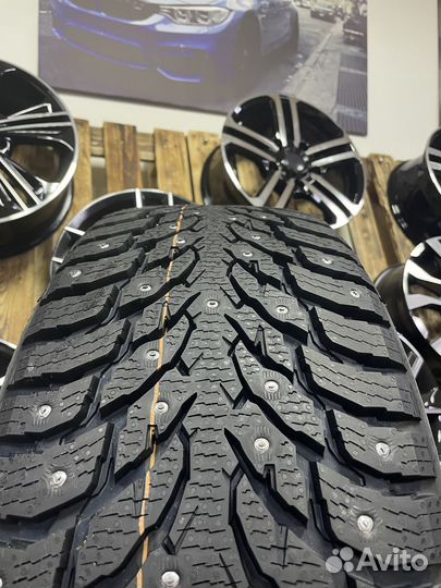 Nokian Tyres Hakkapeliitta 9 235/45 R17 97T