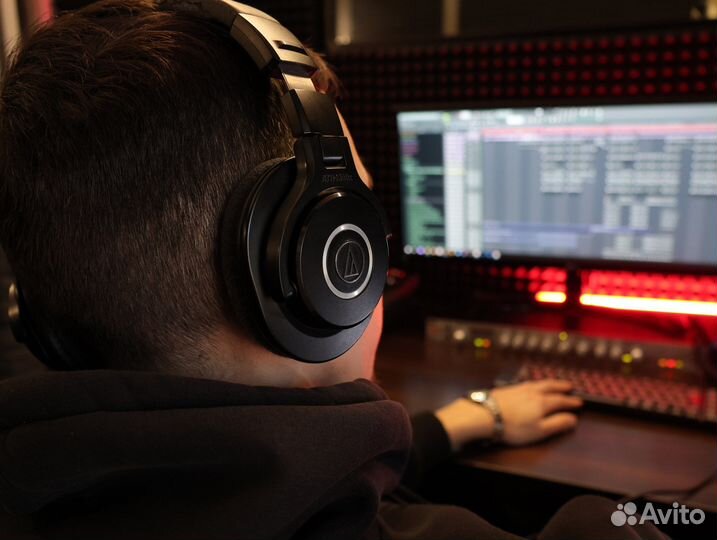 Студия звукозаписи (звукозапись, написание музыки)