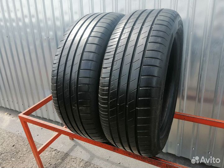 Goodyear EfficientGrip Performance 215/55 R17 98W