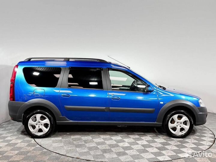 ВАЗ Largus Cross 1.6 МТ, 2020, 40 118 км