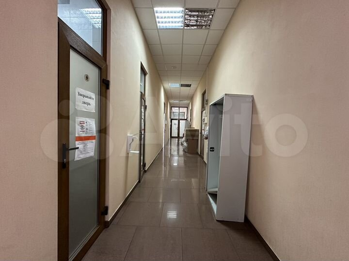 Офис с парковкой в центре все включено, 202 м²