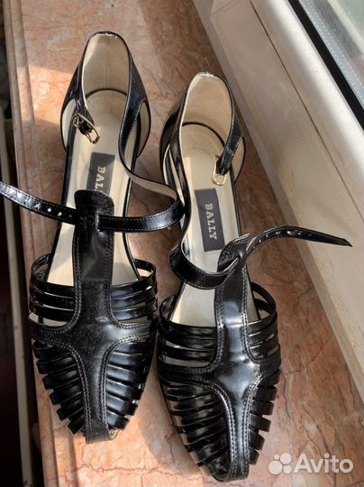 Босоножки 39 Прада Швейцария