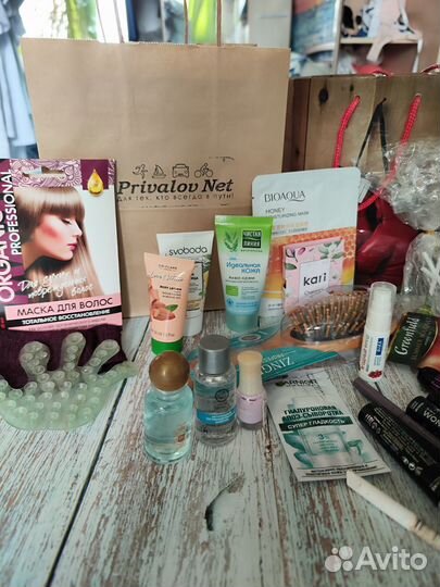 Пакет косметики с расческой