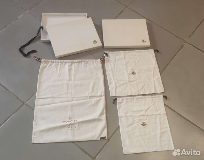 Чехол+вешалка Moncler