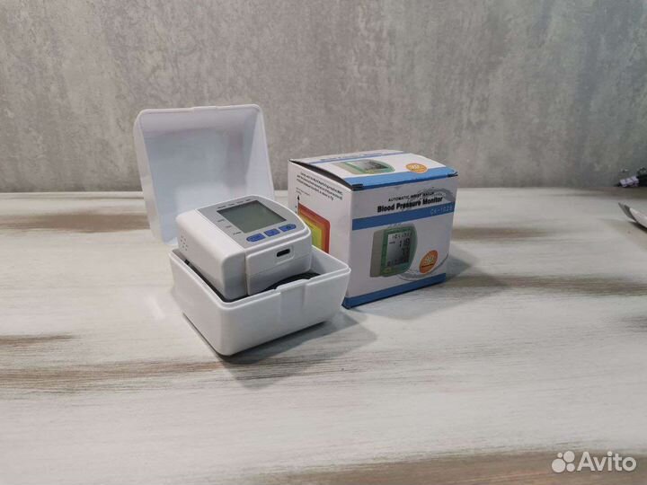Тонометр автоматический новый