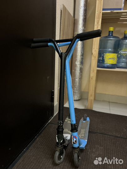 Самокат трюковой