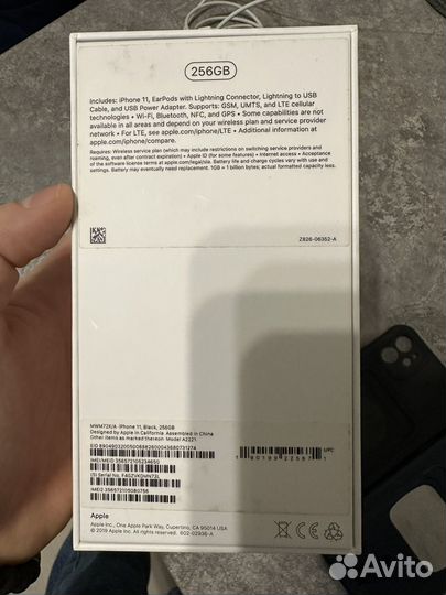 iPhone 11, 256 ГБ