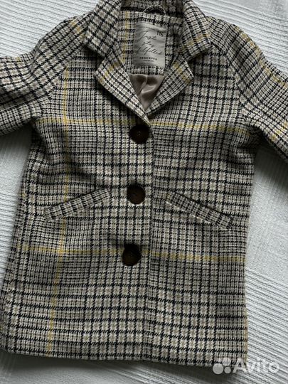 Пальто для девочки 116 Reserved