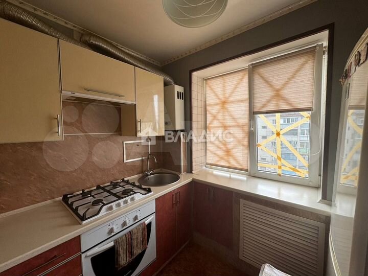 2-к. квартира, 42,8 м², 4/4 эт.