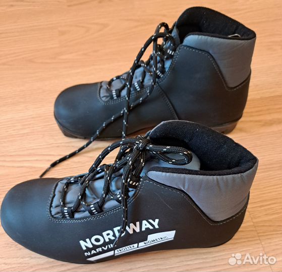 Лыжные ботинки 39 размер