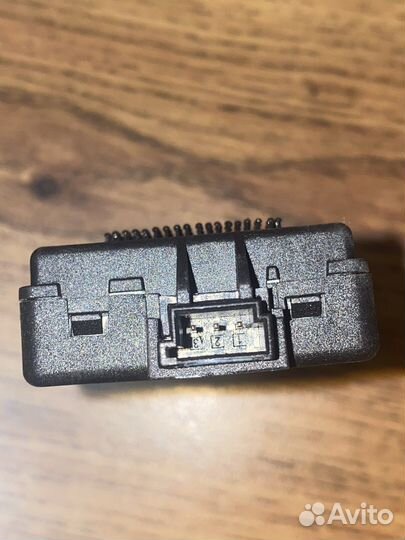 Антенна Land Rover Range Rover L405 448DT