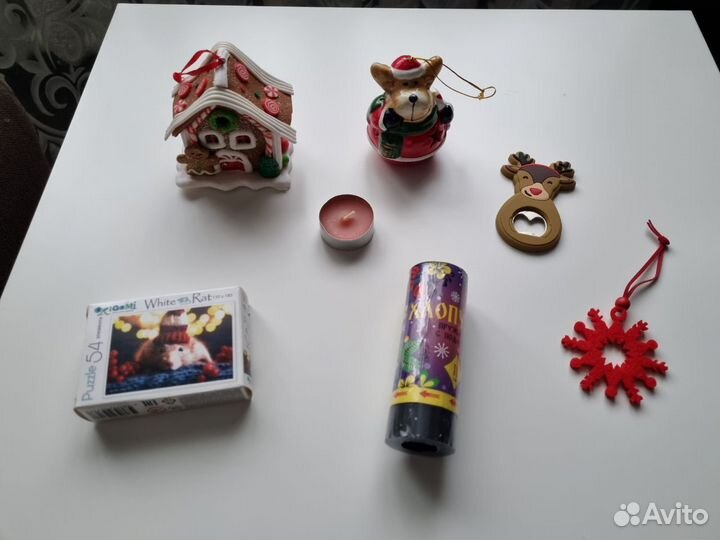 Новогодние игрушки и украшения для праздника