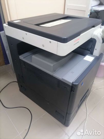 Мфу принтер А3 Konika minolta bizhab C220