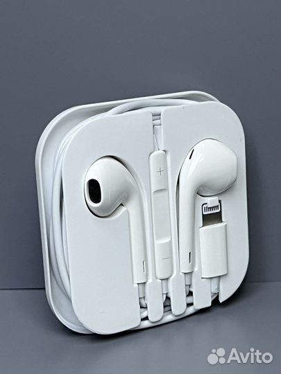 Наушники Apple EarPods