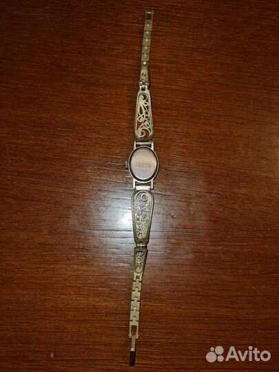 Часы чайка женские