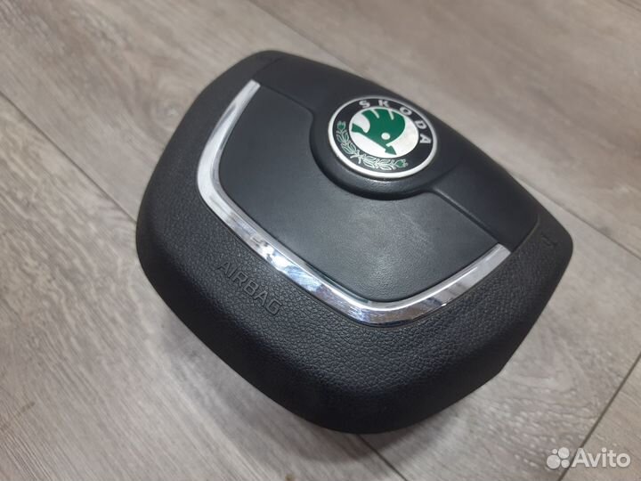 Подушка безопасности в руль для Skoda Octavia A5