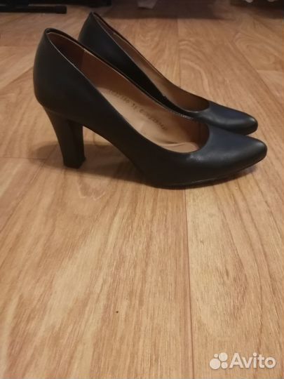 Туфли Belvest лодочки черные 39