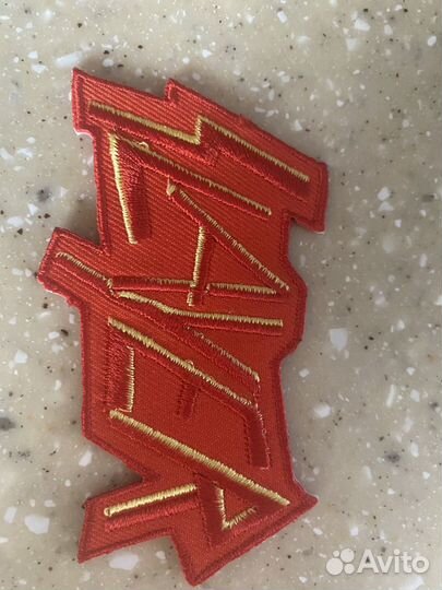 Нашивки, наклейки на одежду, сумки, новые