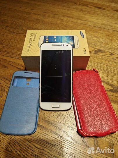 Телефон Samsung galaxy s4 mini