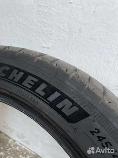 Michelin Pilot Sport 4 245/45 R19 102Y