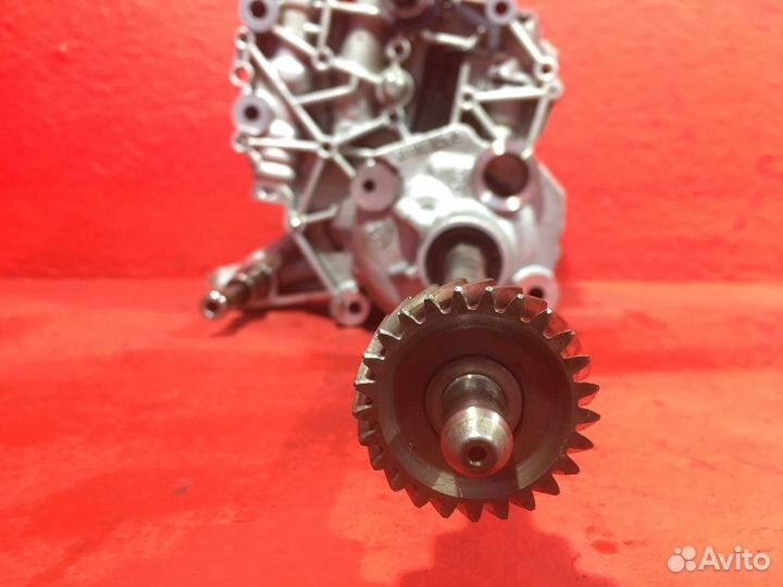 Блок клапанов с масляным насосом Audi A4 BFB (Б/У)