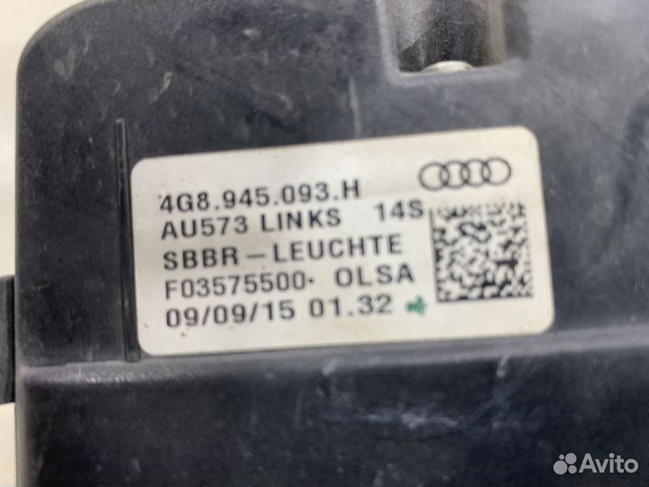 Задний фонарь светодиодный на багажнике Audi A7 4G