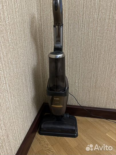 Пылесос Bork Model V 800