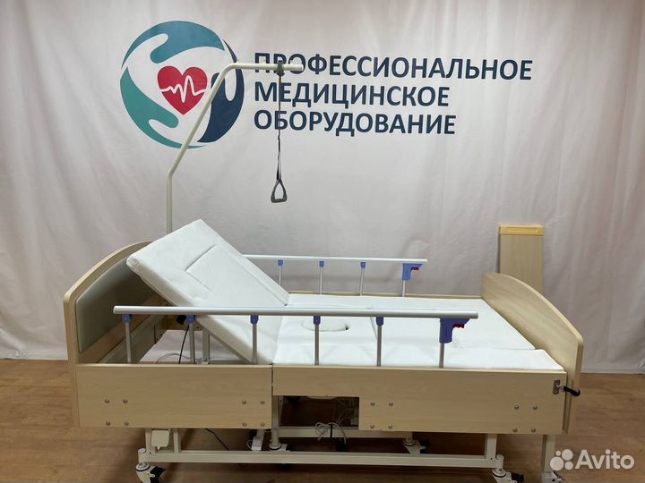 Медицинская электрическая кровать и инвалидное кре