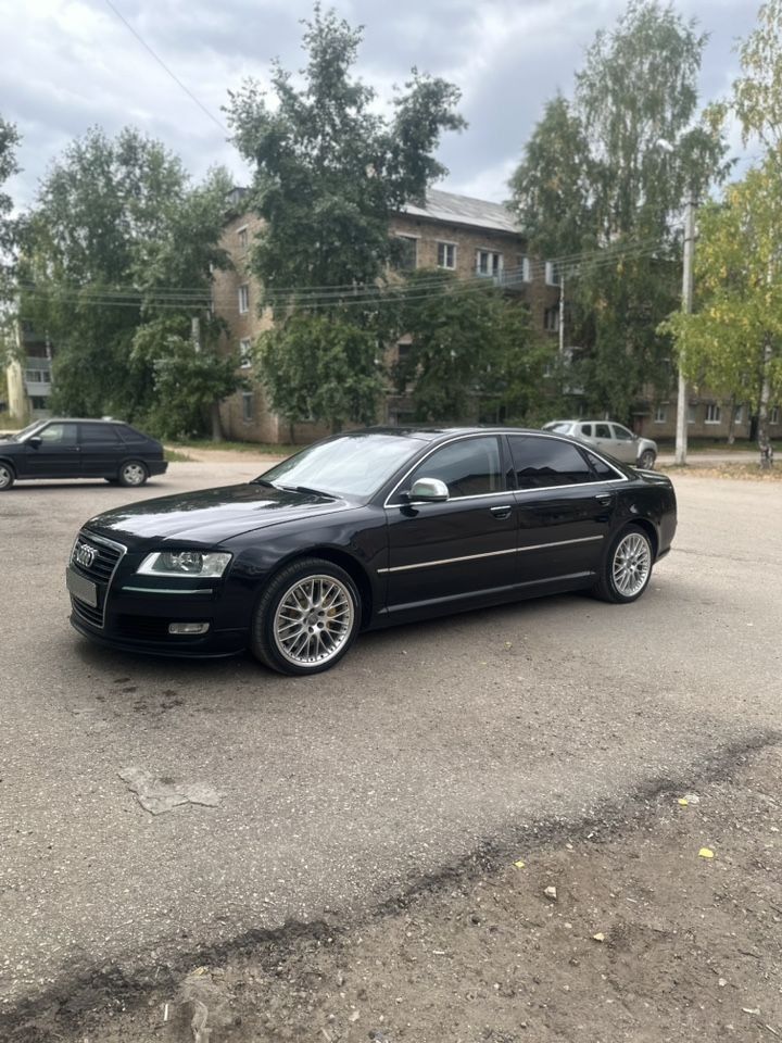 Audi A8: фото владельца