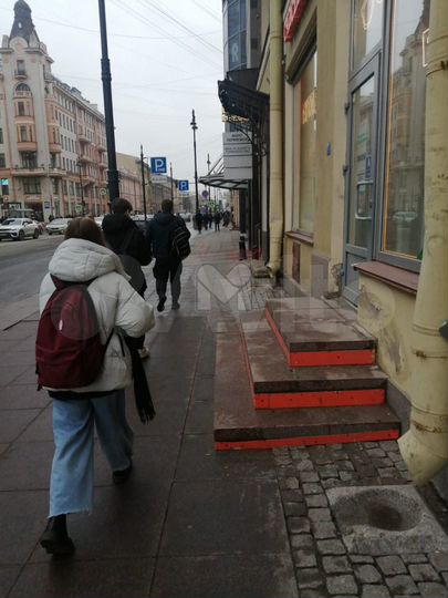 Коммерция на Сенной площади