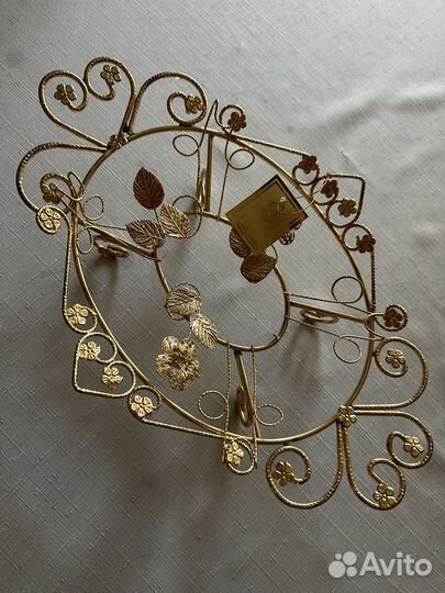 Подставка под вазу новая