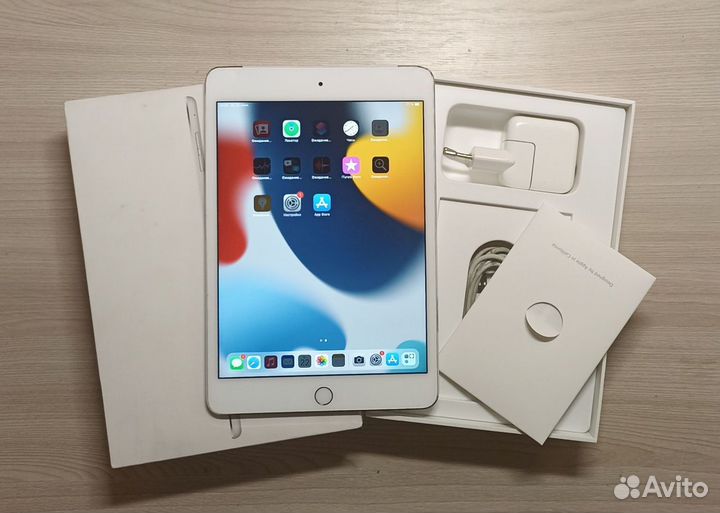 iPad mini 4 128gb cellular