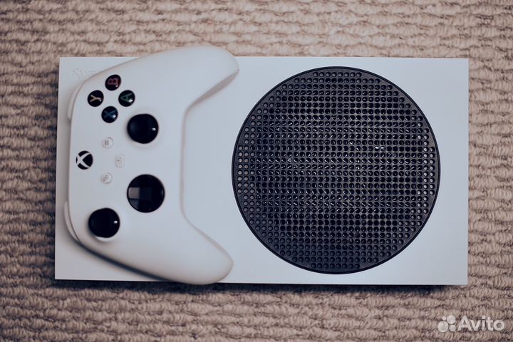 Игровая приставка Xbox series s (рст)