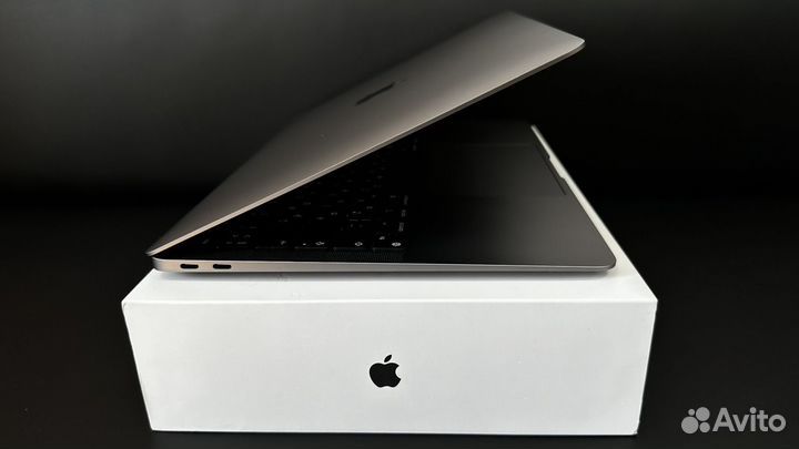 MacBook Air 13 M1 16/512gb