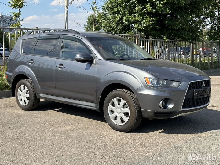 Mitsubishi Outlander 3.0 AT, 2014, 99 827 км