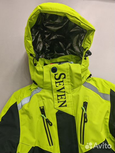 Костюм горнолыжный зимний новый 134,140